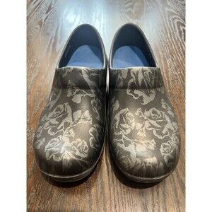 Crocs Neria Pro II Women's 7 Clog Graphic Black Metallic Rose Shoes 205385